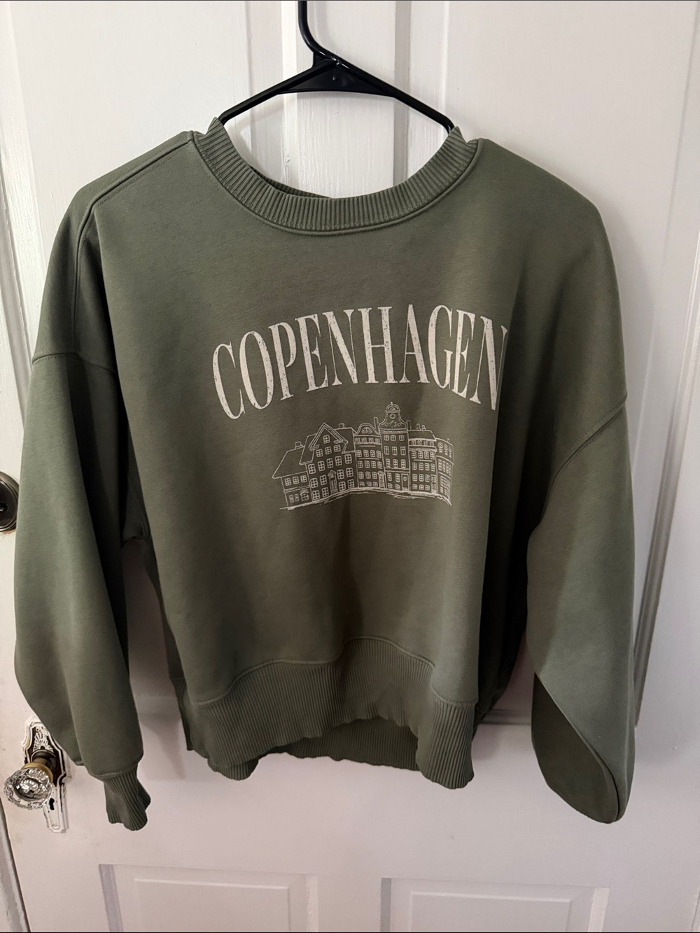Lou & Grey Olive Crewneck Pullover